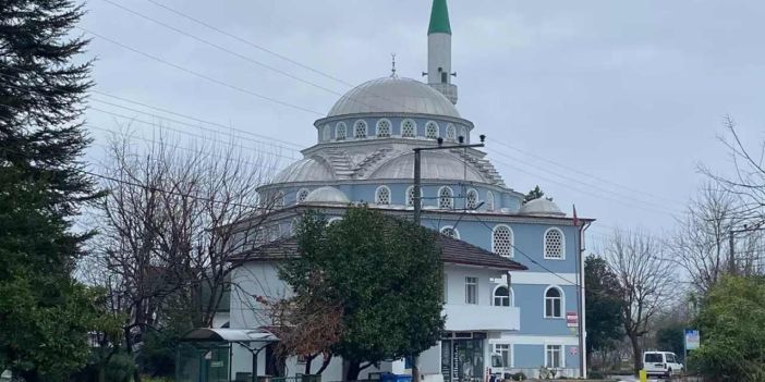 Kocaeli'de Camilerden Selasını Okuttu: Selasını Okutan Adam Ölmediğini Kanıtladı!