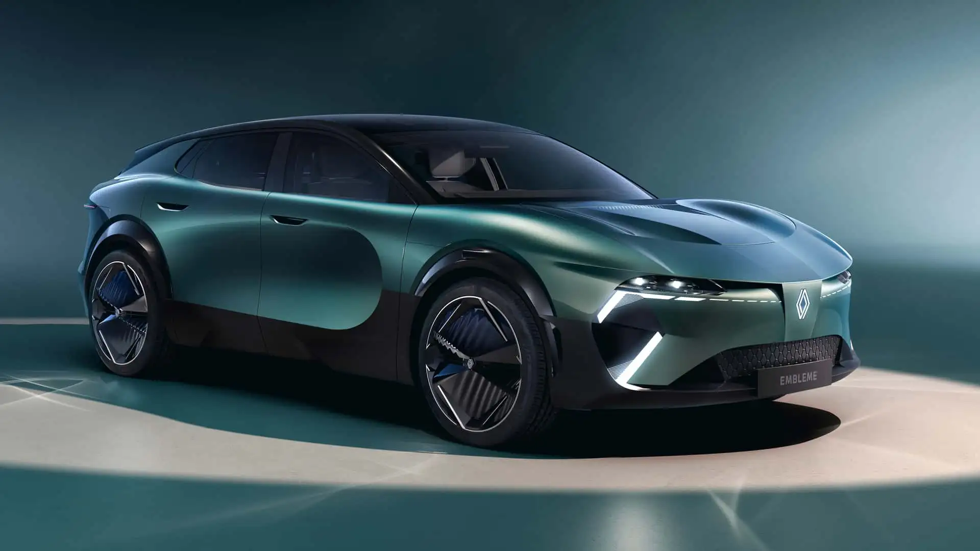 Renault Embleme 2024