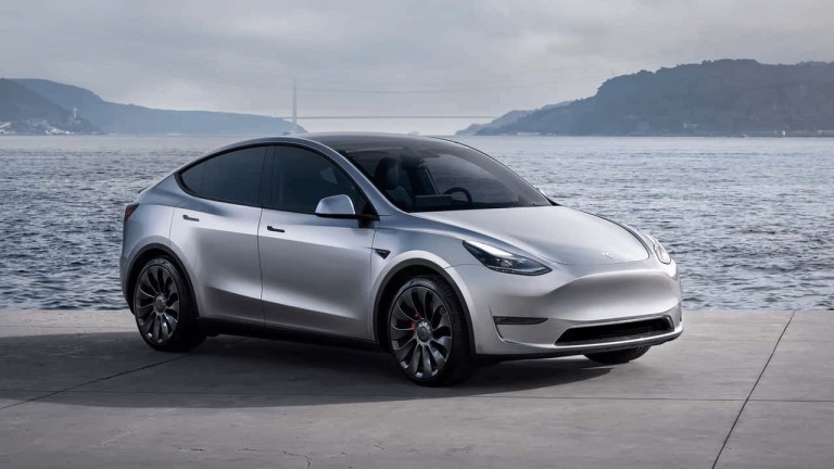 Tesla, 2024 Yılında Satışlarda Audi'yi Geride Bıraktı: Yeni Model Y Etkisi