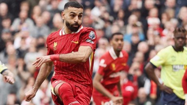 Liverpool'dan Muhteşem Geri Dönüş, Salah'tan Tarihi Başarı