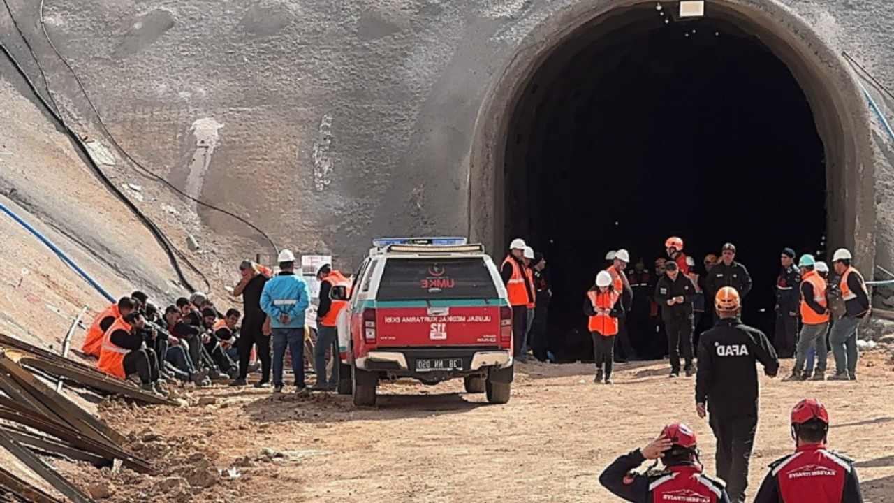 Kayseri Hızlı Tren Tünelinde Facia: 1 Ölü, 1 Yaralı