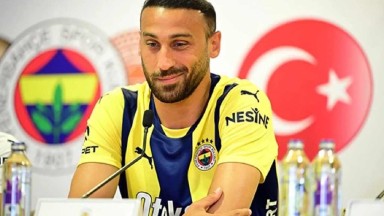 Cenk Tosun Japonya Yolcusu: Urawa Red Diamonds ile Anlaşma Sağlandı